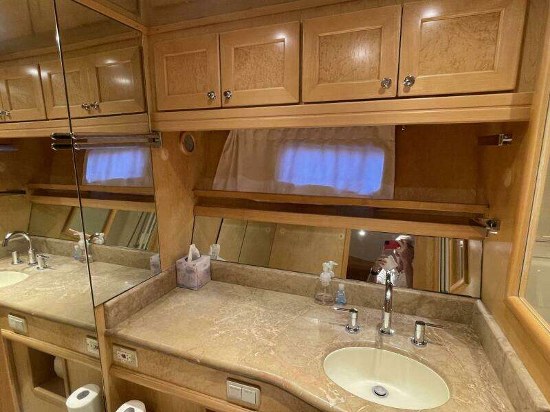 57ft McKinna Yacht For Sale