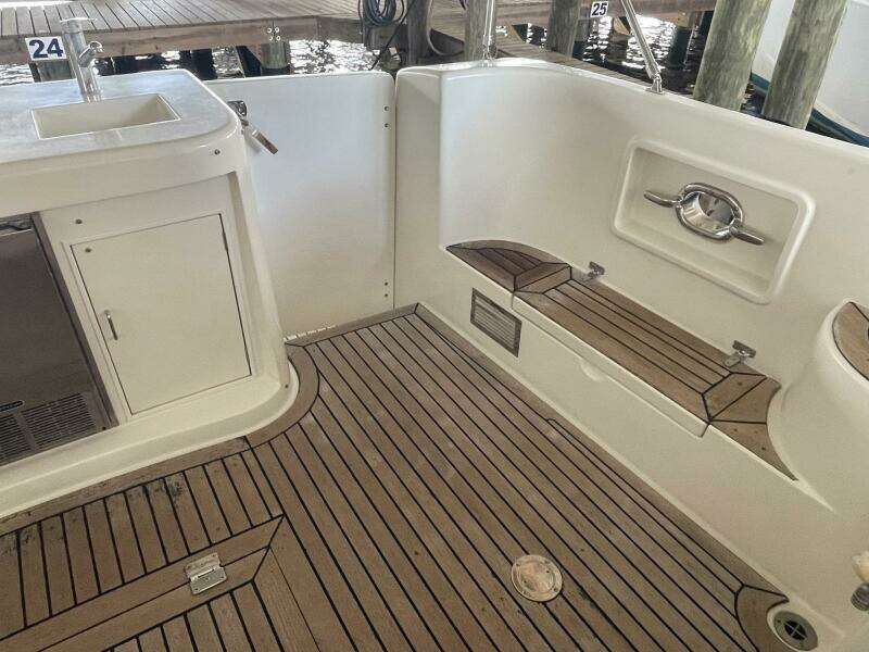 57ft McKinna Yacht For Sale