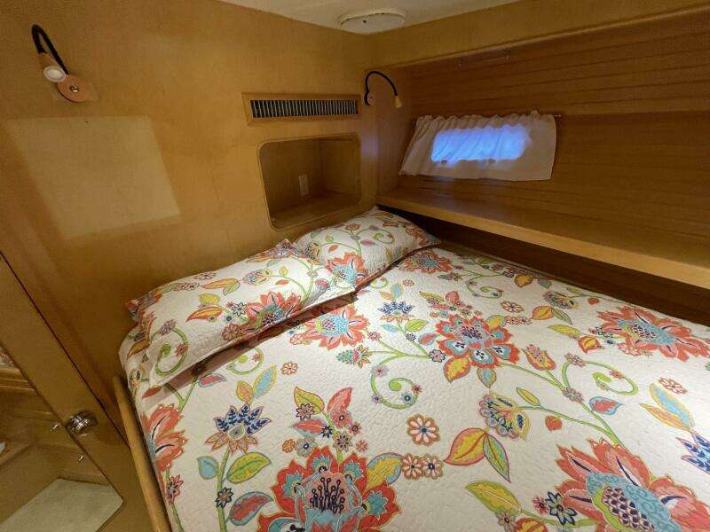 57ft McKinna Yacht For Sale