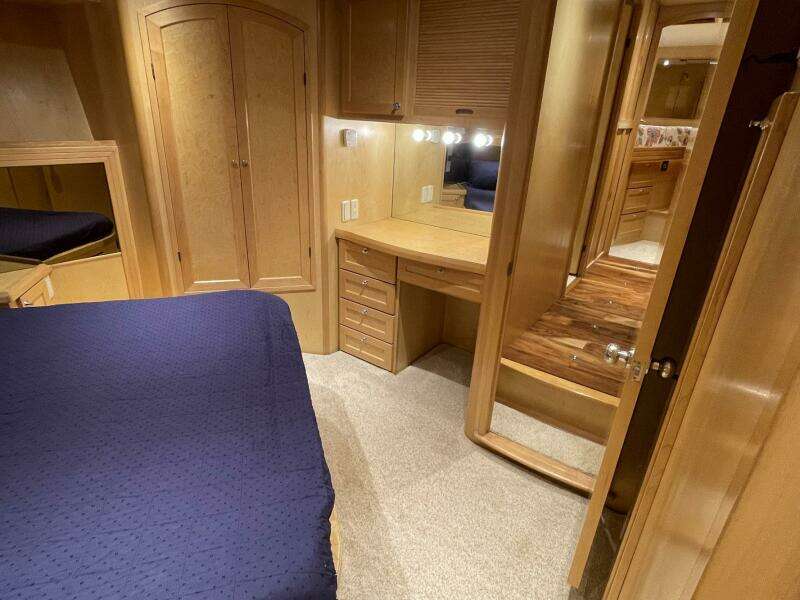 57ft McKinna Yacht For Sale
