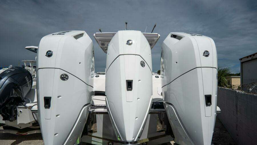 380 CC Adventure 38ft Tidewater Yacht For Sale