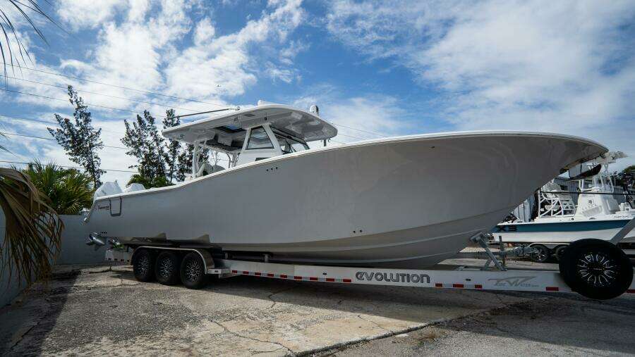 380 CC Adventure 38ft Tidewater Yacht For Sale