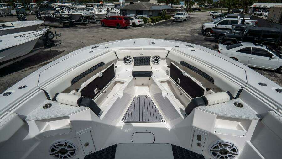 380 CC Adventure 38ft Tidewater Yacht For Sale