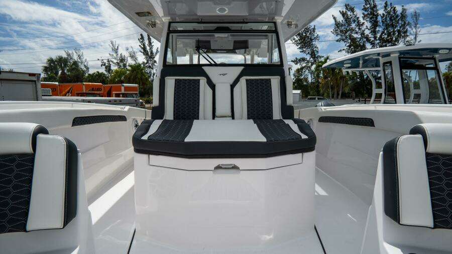 380 CC Adventure 38ft Tidewater Yacht For Sale