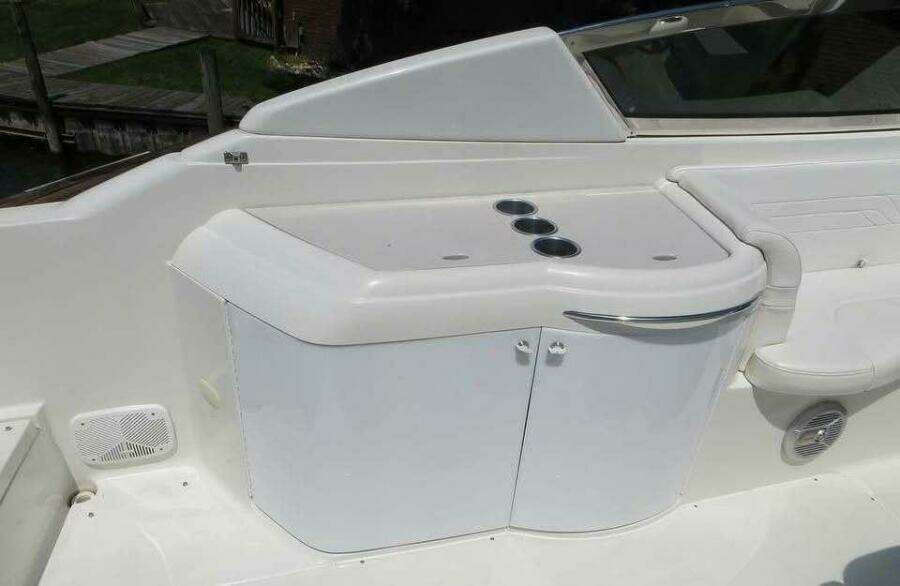 33ft Formula Yacht For Sale