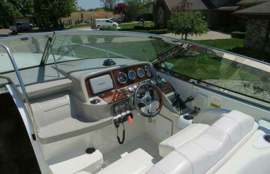 33ft Formula Yacht For Sale