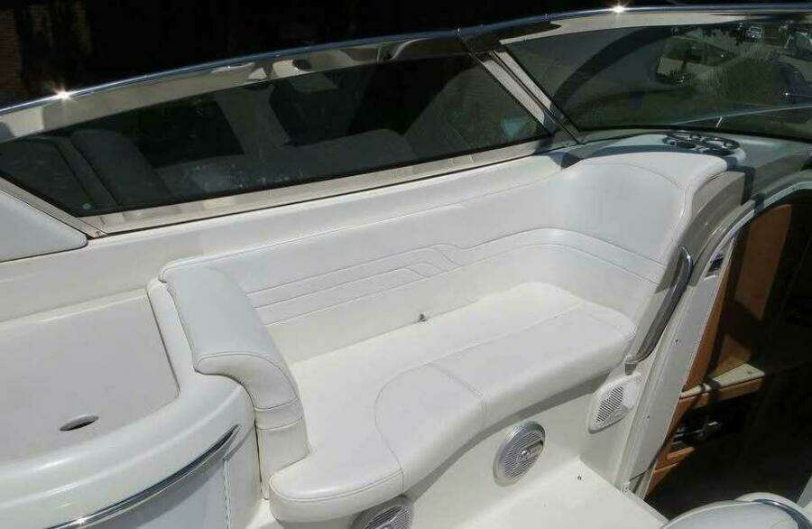 33ft Formula Yacht For Sale