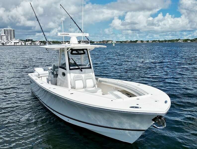 31ft Regulator Yacht For Sale