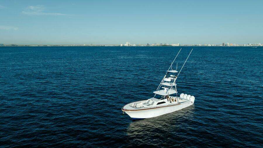 47 CC 47ft Front Runner Yacht For Sale