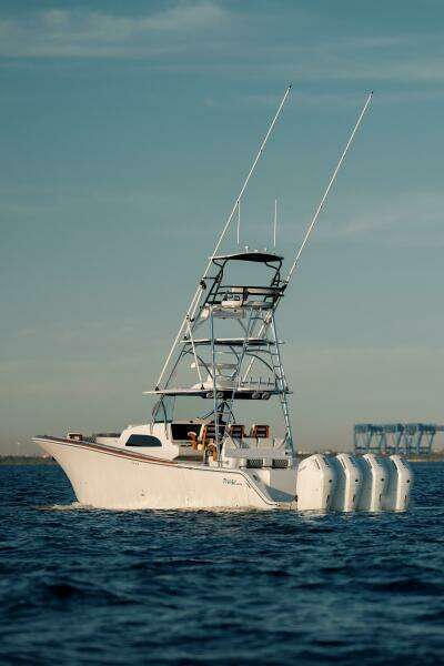 47 CC 47ft Front Runner Yacht For Sale