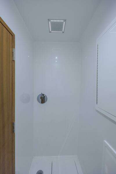 47 CC 47ft Front Runner Yacht For Sale