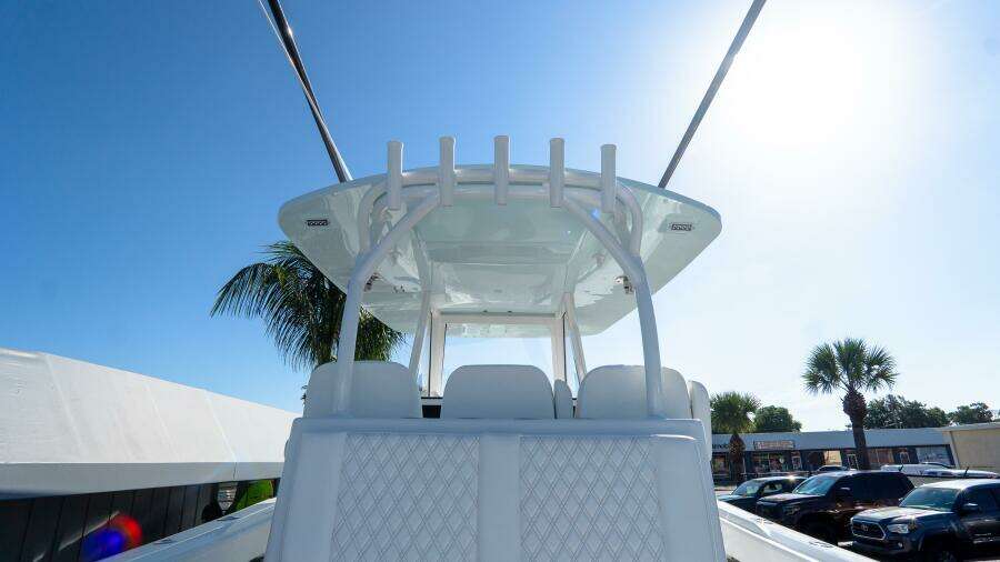 36 CC 36ft Front Runner Yacht For Sale