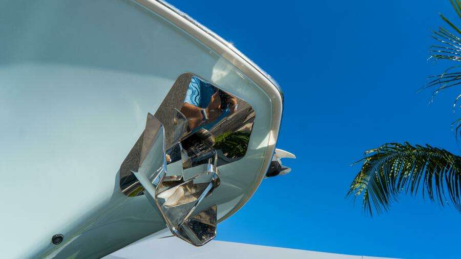 36 CC 36ft Front Runner Yacht For Sale