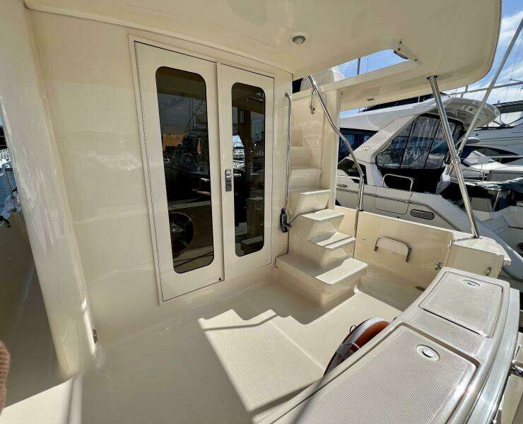 34ft Mainship Yacht For Sale