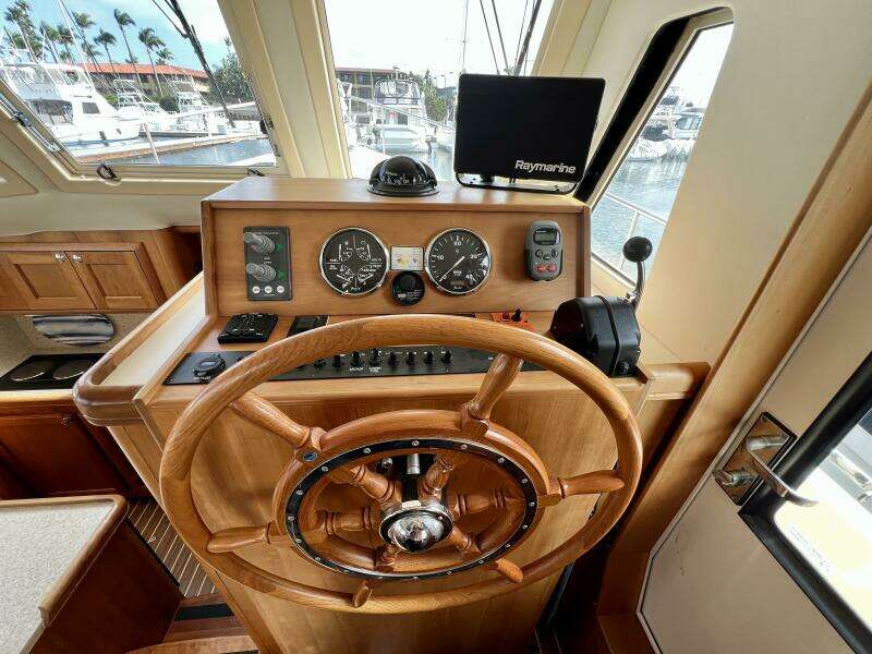 34ft Mainship Yacht For Sale