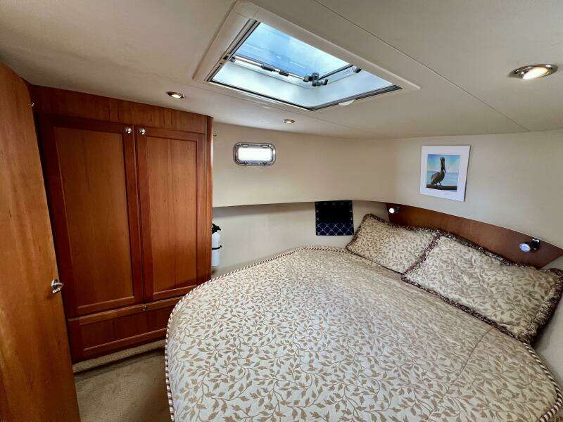 34ft Mainship Yacht For Sale