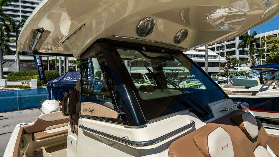 Catalina 31 31ft Chris Craft Yacht For Sale