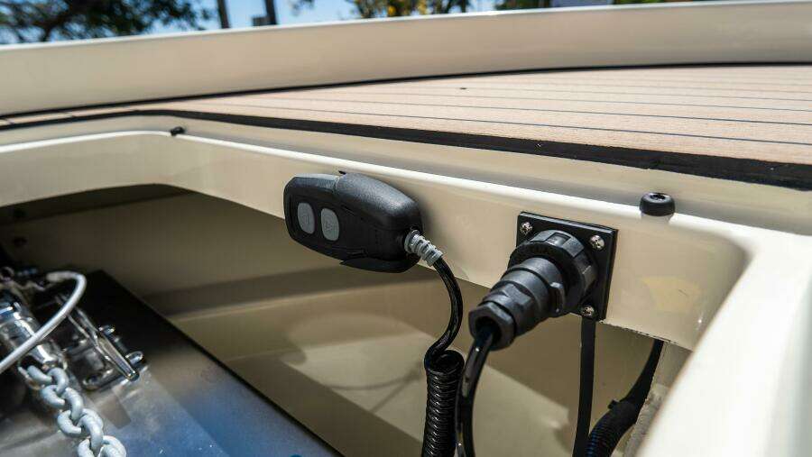 Catalina 31 31ft Chris Craft Yacht For Sale