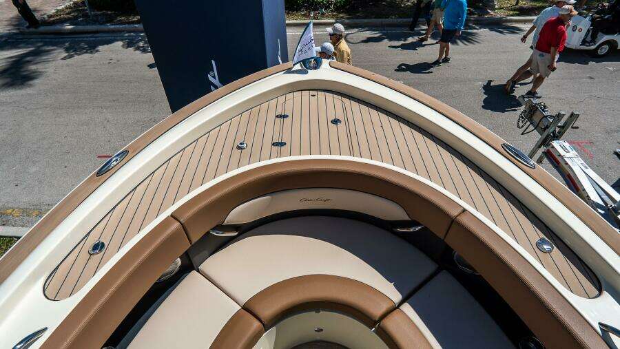 Catalina 31 31ft Chris Craft Yacht For Sale