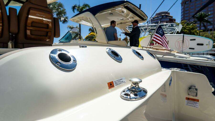 Catalina 31 31ft Chris Craft Yacht For Sale