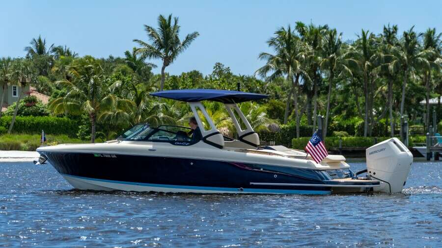 28ft Chris Craft Yacht For Sale