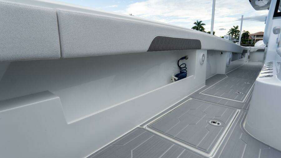 43 Catamaran 43ft Front Runner Yacht For Sale