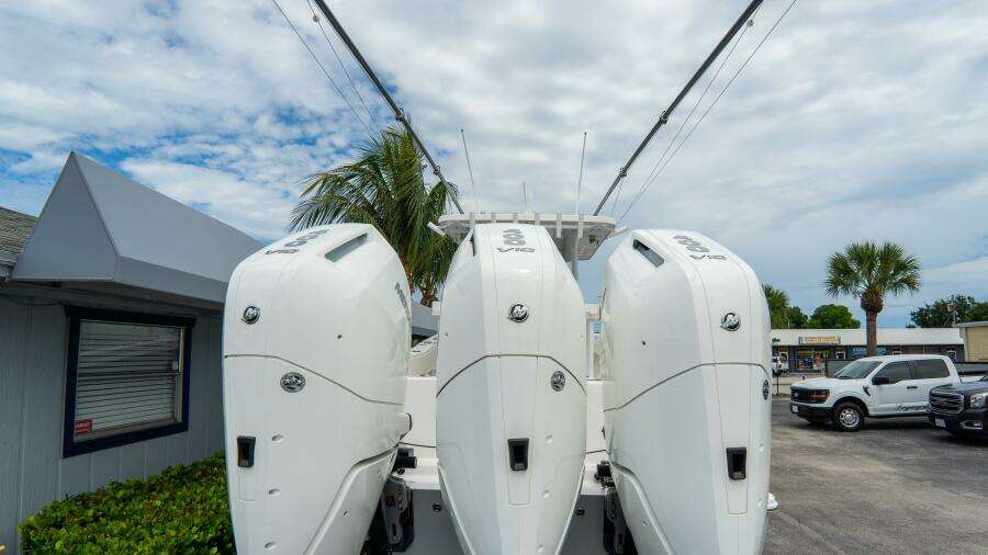 36 Open Fisherman 36ft Invincible Yacht For Sale