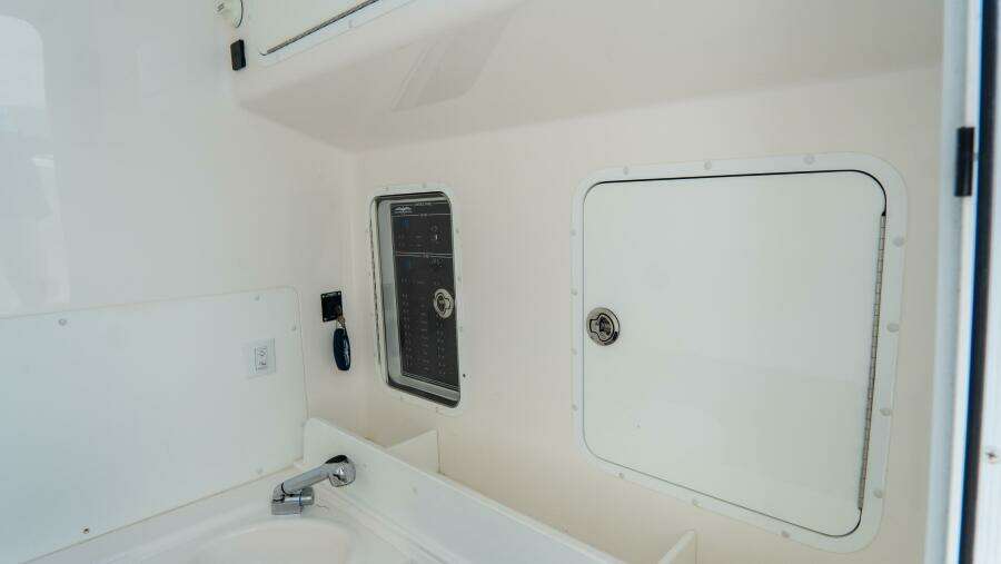 36 Open Fisherman 36ft Invincible Yacht For Sale