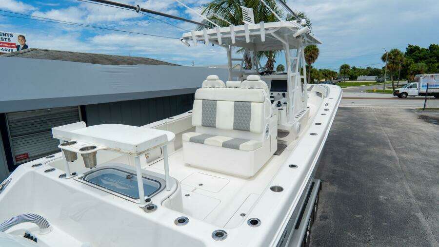 36 Open Fisherman 36ft Invincible Yacht For Sale