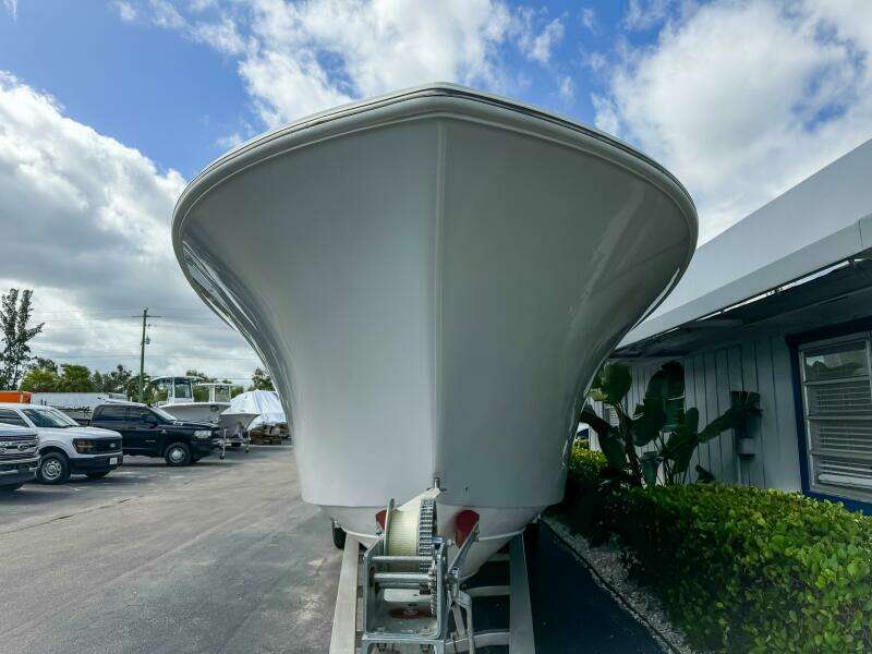 36 CC 36ft Front Runner Yacht For Sale
