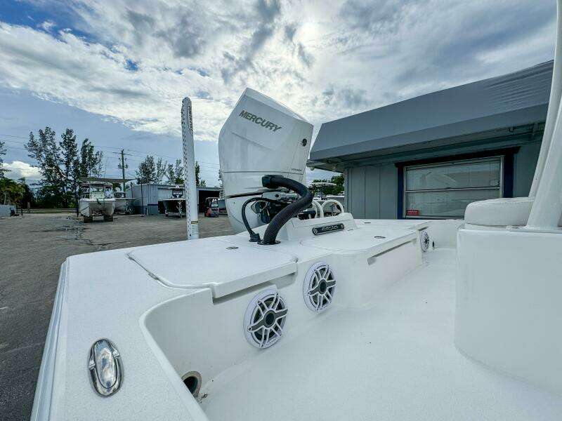 25 X3 25ft Shallow Sport Yacht For Sale