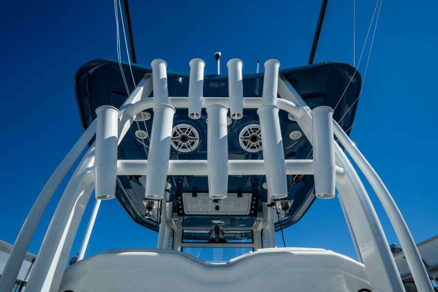 292 CC Adventure 29ft Tidewater Yacht For Sale