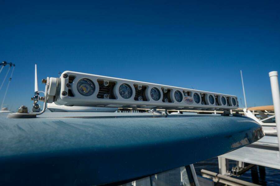 292 CC Adventure 29ft Tidewater Yacht For Sale