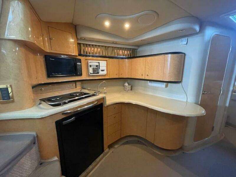 Jackarita 37ft Sea Ray Yacht For Sale