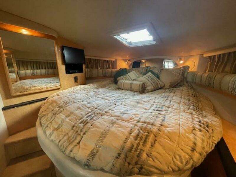 Jackarita 37ft Sea Ray Yacht For Sale
