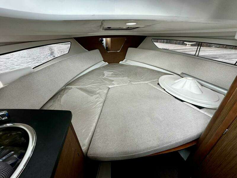 LADY LILY 24ft Jeanneau Yacht For Sale