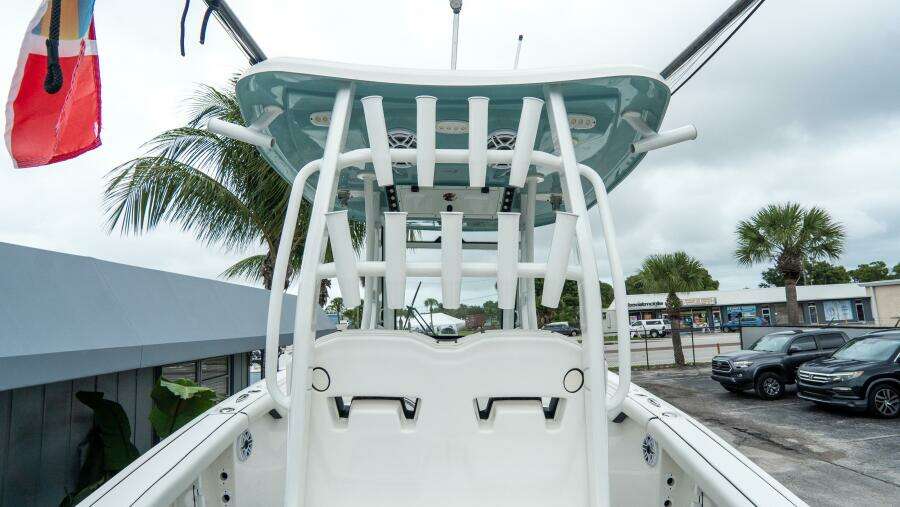292 CC Adventure 29ft Tidewater Yacht For Sale