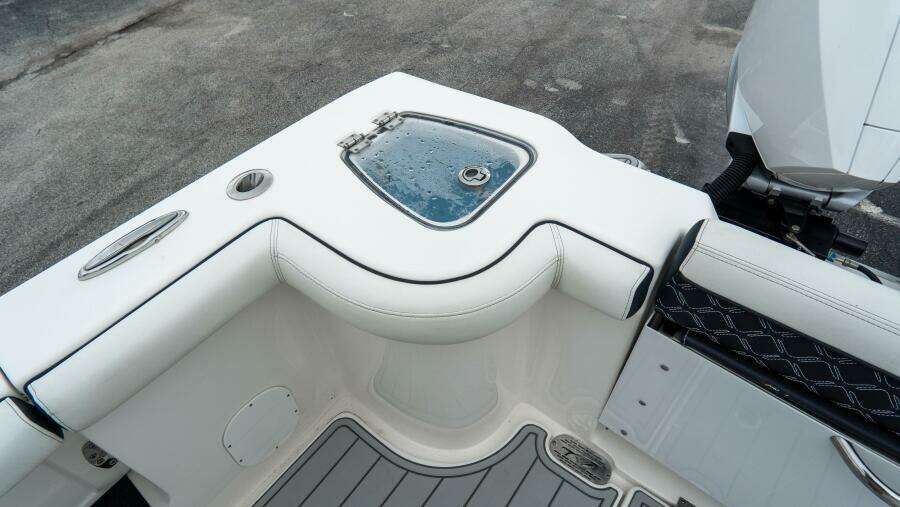 292 CC Adventure 29ft Tidewater Yacht For Sale