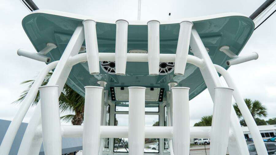 292 CC Adventure 29ft Tidewater Yacht For Sale