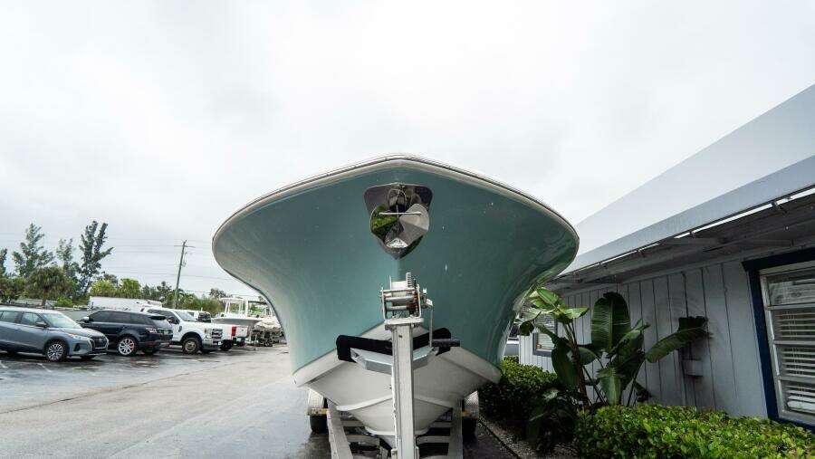 292 CC Adventure 29ft Tidewater Yacht For Sale