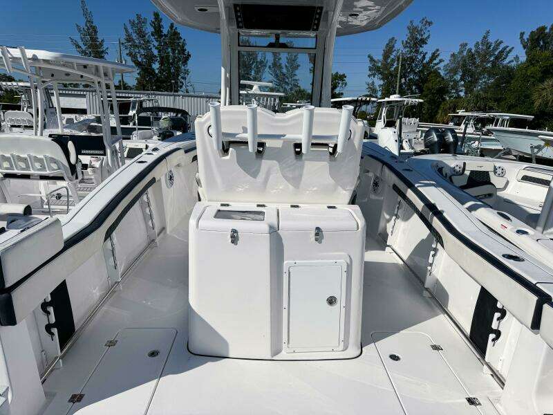 282 CC Adventure Bluewater 28ft Tidewater Yacht For Sale