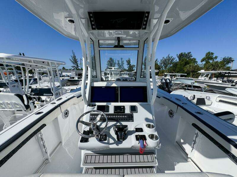 282 CC Adventure Bluewater 28ft Tidewater Yacht For Sale