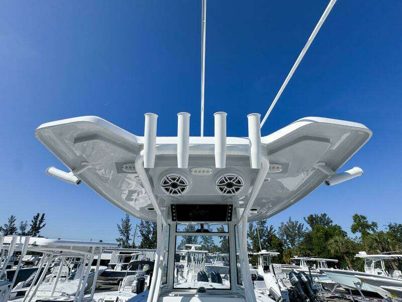 282 CC Adventure Bluewater 28ft Tidewater Yacht For Sale