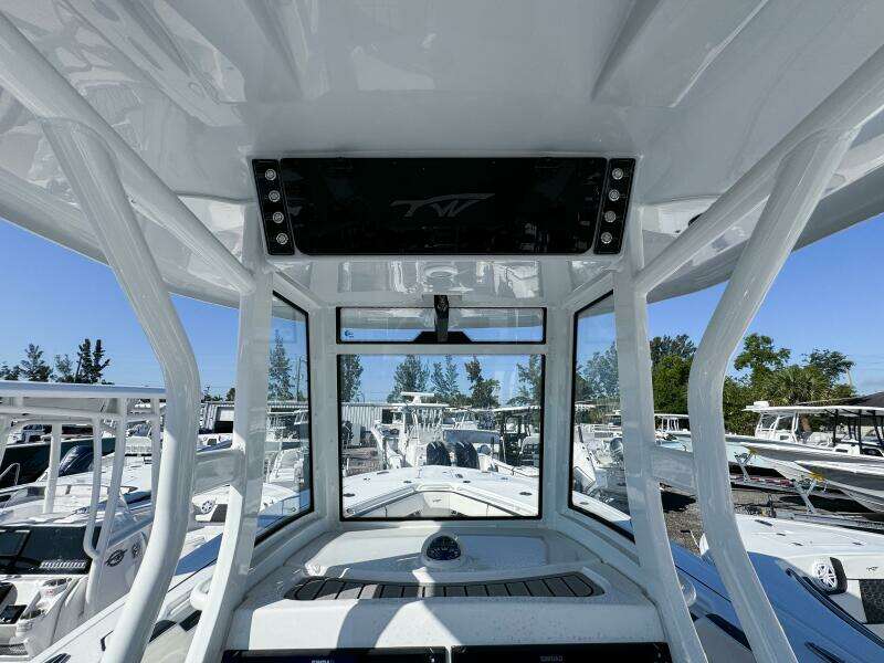 282 CC Adventure Bluewater 28ft Tidewater Yacht For Sale