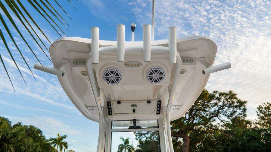 256 CC Adventure 25ft Tidewater Yacht For Sale