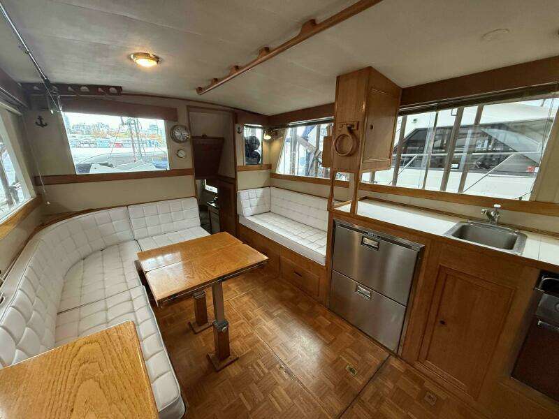 36ft Grand Banks Yacht For Sale