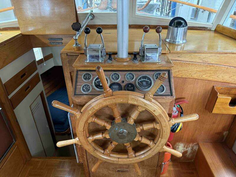 36ft Grand Banks Yacht For Sale