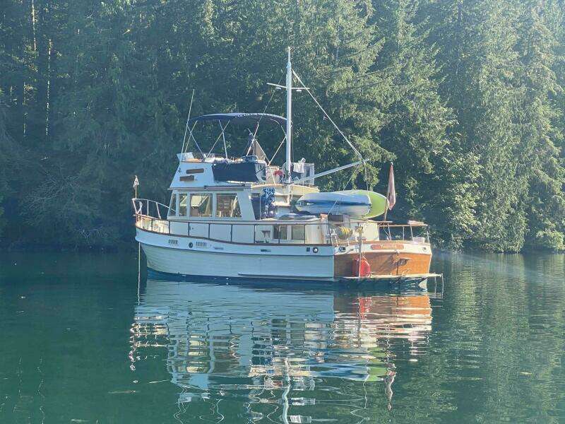 36ft Grand Banks Yacht For Sale