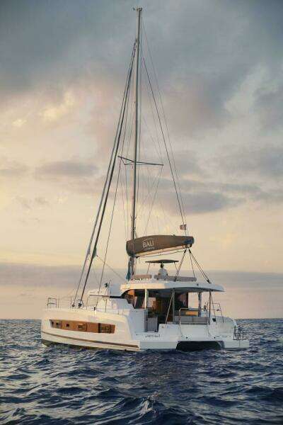 Catamaran Bali Catspace stern