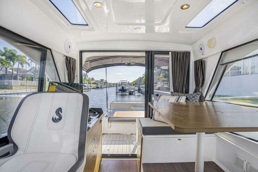 29ft Beneteau Yacht For Sale